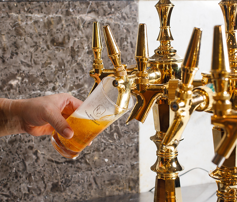 ロイヤルグランシャリオで王道のディナーブッフェを