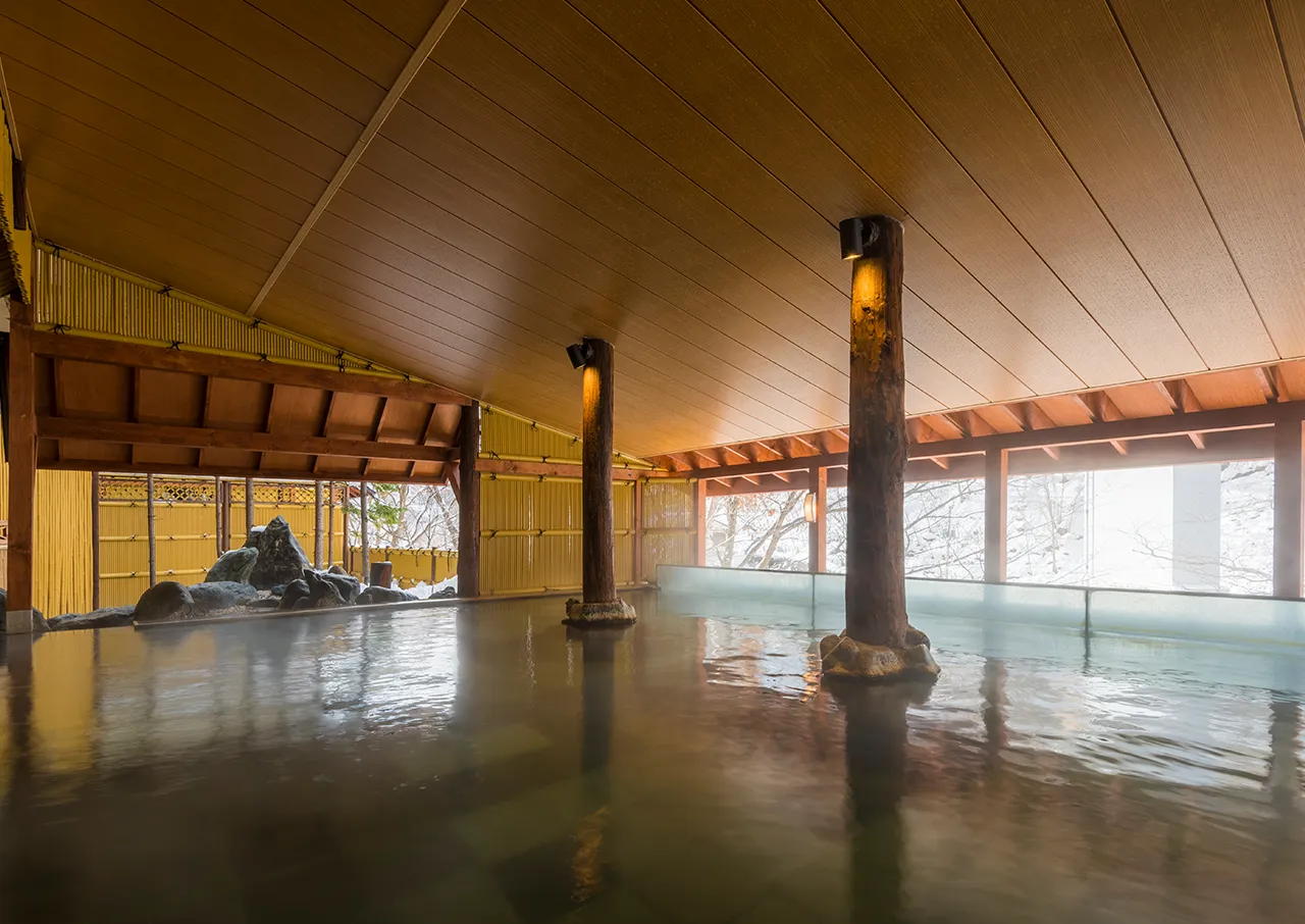 定山渓ビューホテル本館地下1・2F 湯酔郷／露天風呂