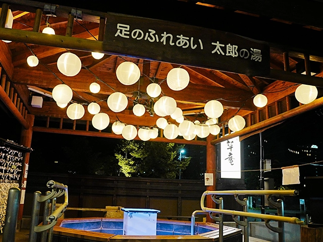 定山溪夏灯路